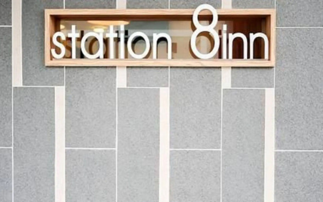 Station Eight Inn