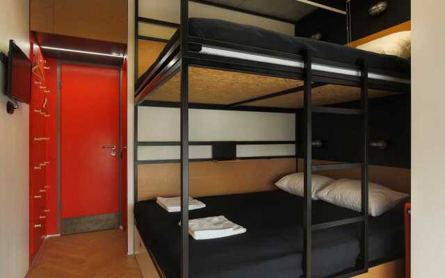 Suffix Hostel & Apartments