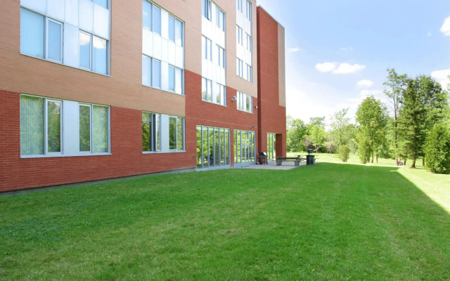 Residence & Conference Centre - Brampton