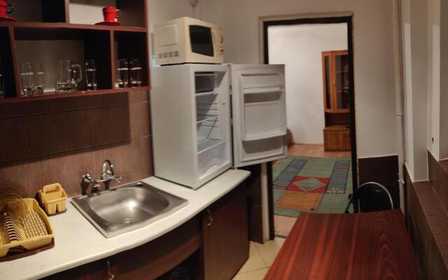 Lexington Apartments