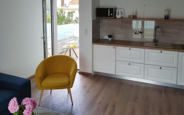 Marisa Apartments Hvar II