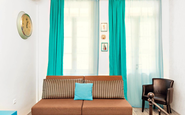 Apartment On Saadi Str Old Tbilisi