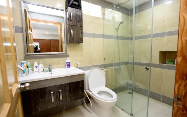 Vui Hotel and Apartment