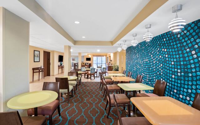 La Quinta Inn & Suites Knoxville Airport