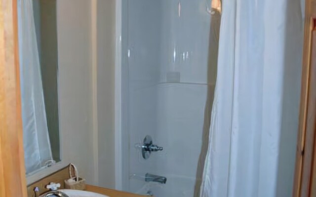 Birch Meadows Lodge B&B