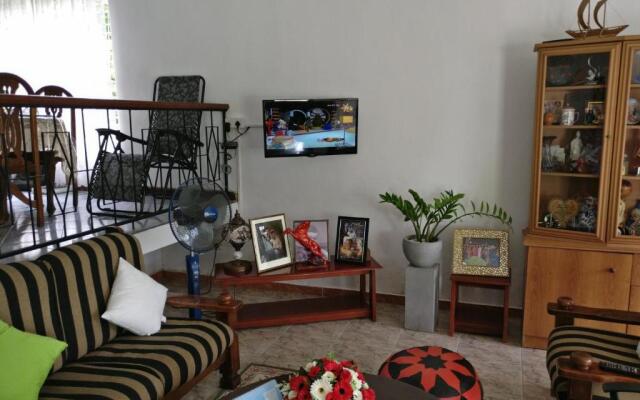 Samanala Garden Holiday Home