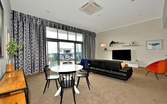 Mandurah Private Collection