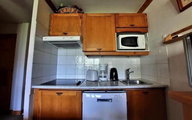 Appartement Les Menuires, 2 pièces, 6 personnes - FR-1-452-8