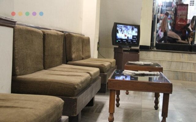 Vivek Hotel
