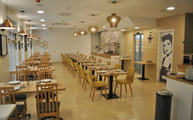 Enjoy Budapest Aparthotel