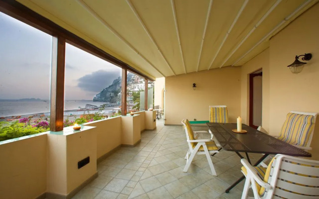 Villa Beach