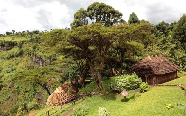 Lacam Lodge - Hostel