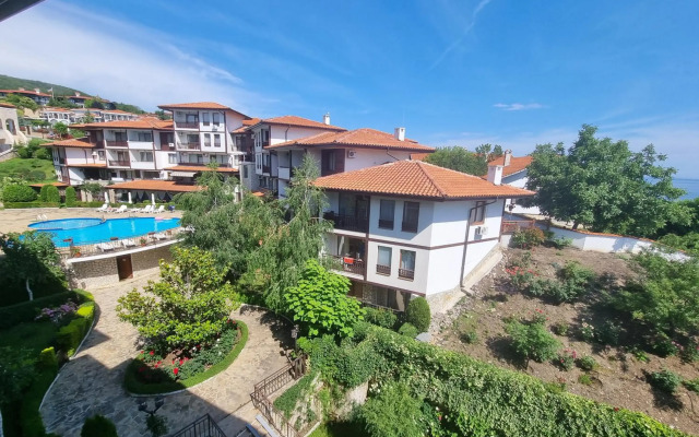 ARENA Aparthotel