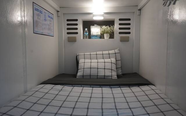 Thong Nho Oi Hostel