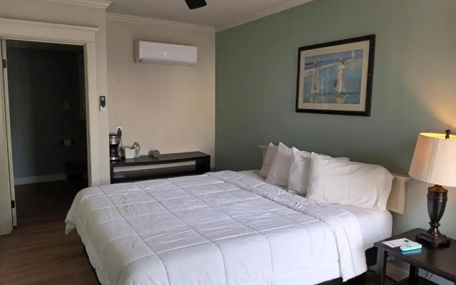 Coronado Inn