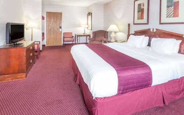 Days Inn Tiffin