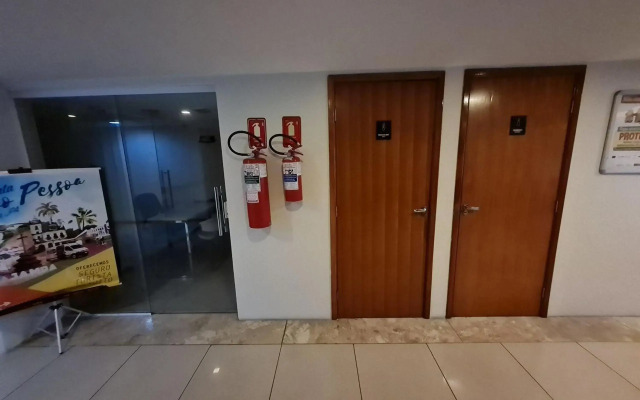 Happy Hotel Manaíra