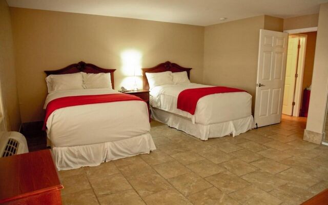 Lake Grassy Inn & Suites