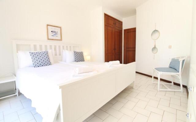 E&M Garden View Beach House VII