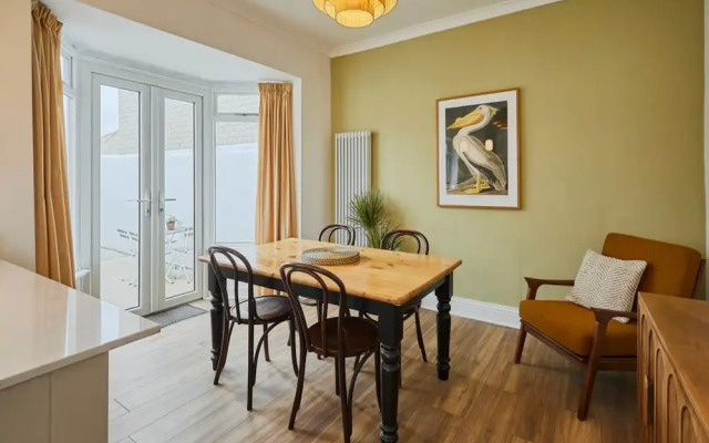 Host Stay Sunbeam House