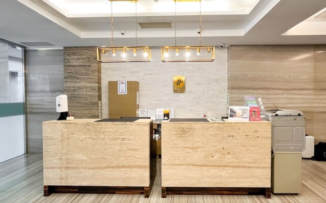 CHECK inn Express Taipei Station