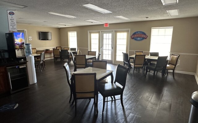 Baymont Inn & Suites Thomasville