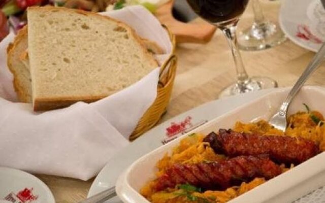 Hotel Hanul Domnesc