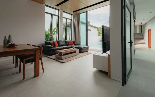 H2 Pool villa