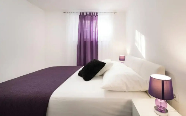 Sea View Apartment Doris