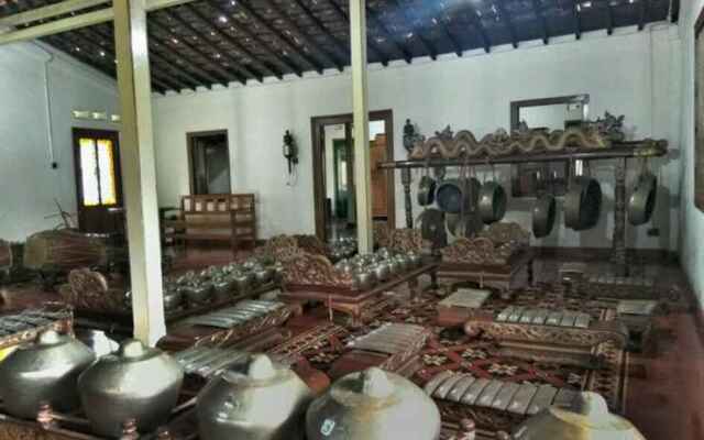 Omah Pitoe Guest House