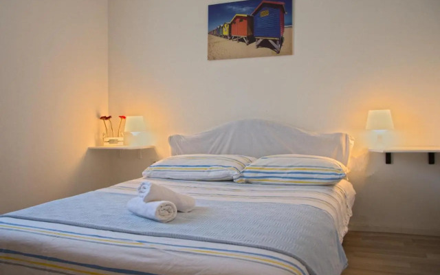 Three-Bedroom Apartment Jadranovo with an Outdoor Swimming Pool 08