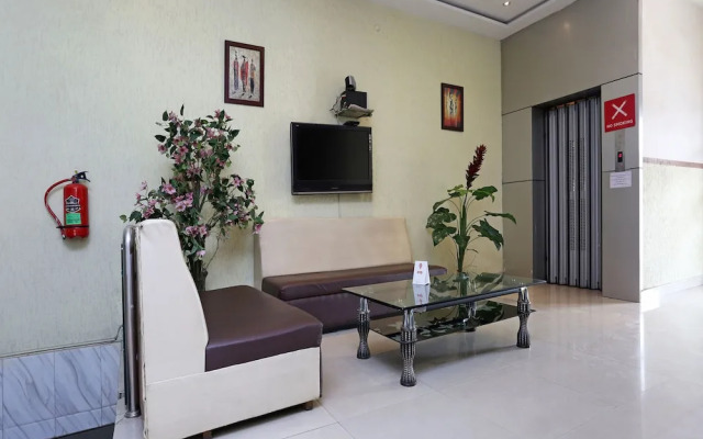 OYO 4127 Hotel City Pulse