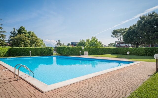 Bright Apartments Desenzano - Caravelle Pool