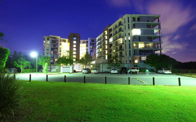 Signature Waterfront Apartments