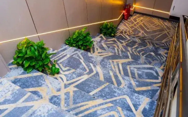 Rujia Huayi Selected Hotel (Tahewan Branch, Dalian University City)