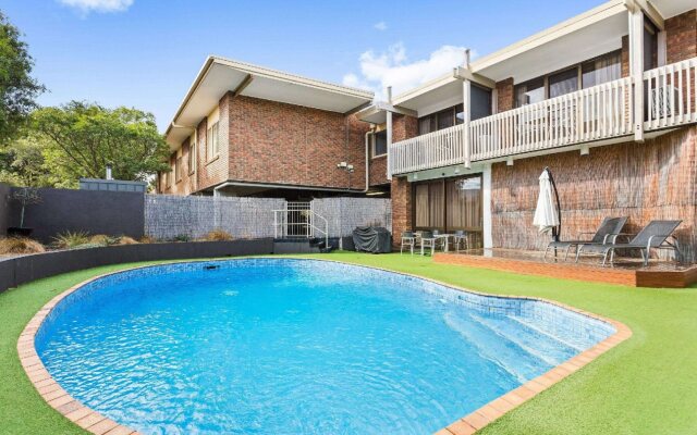 Bayside Geelong Hotel & Apartments, an Ascend Collection Hotel