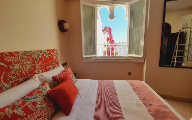 Absinthe Guest House