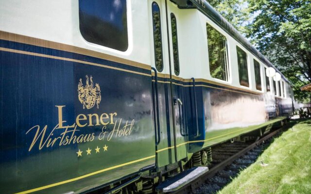 Luxury Lodge - Orient Express Lener