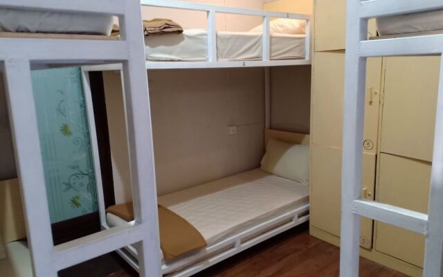 Pudi Dormitory - Hostel