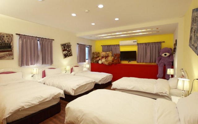 Bears Line Hostel