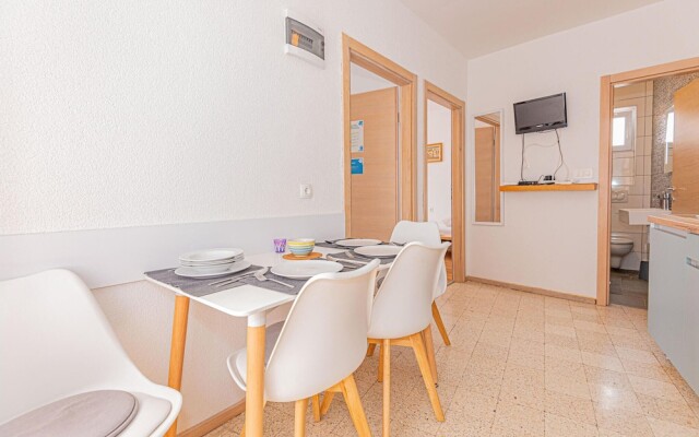 Amazing Apartment in Vodice With Wifi and 2 Bedrooms