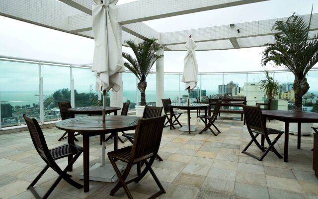 Golden Tulip Macaé
