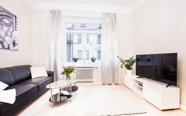 Go Happy Home Apartment Eerikinkatu 1