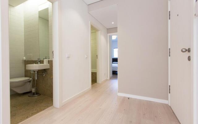 Expo River Side by Homing