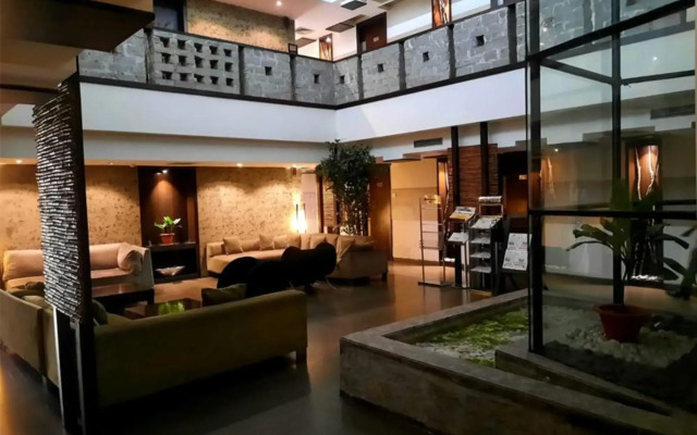 The Seventeen Degrees Hotel