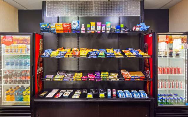 Best Western Plus Northwest Inn & Suites