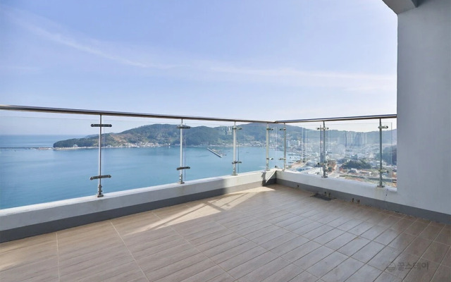 Bayfront Geoje