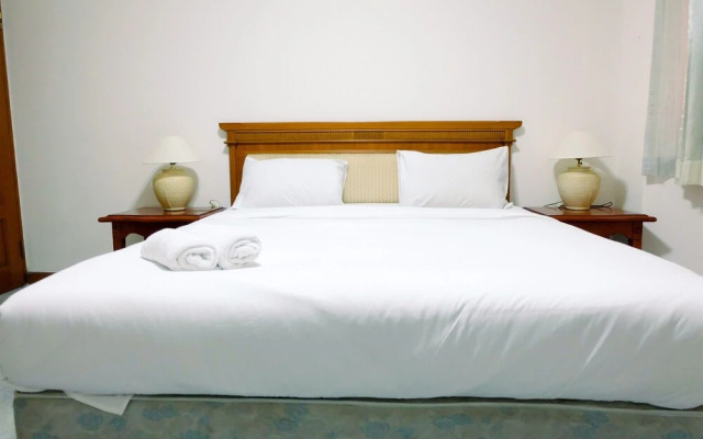 Spacious 3br Senopati Apartment Near Scbd