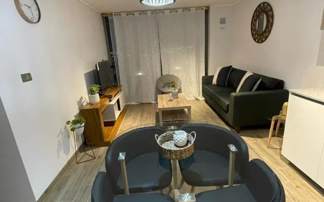 Hermoso Departamento entero, sector norte.