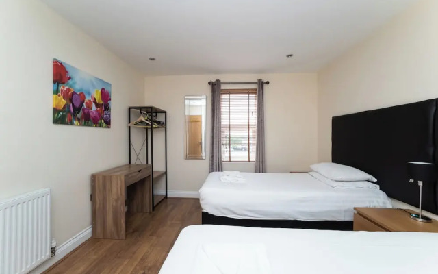 2 Bedroom Apartrment
